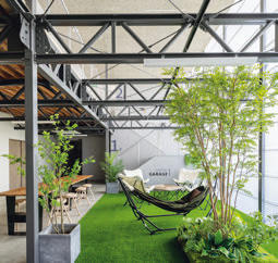 RECHARGE BASE 東関道地下道化（トンネル）工事作業所