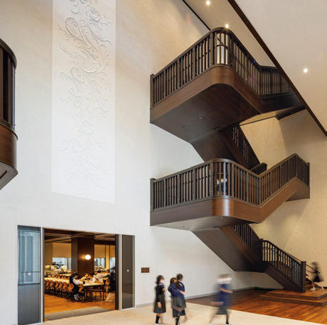 講堂エントランスホール